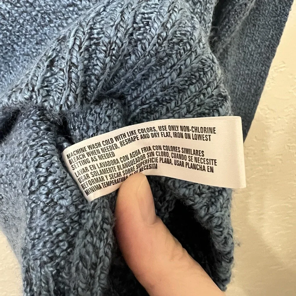 CAROLYN‎ TAYLOR Woman 1X Blue Textured Knit Quarter Zip Mock Neck Sweater - Picture 6 of 6